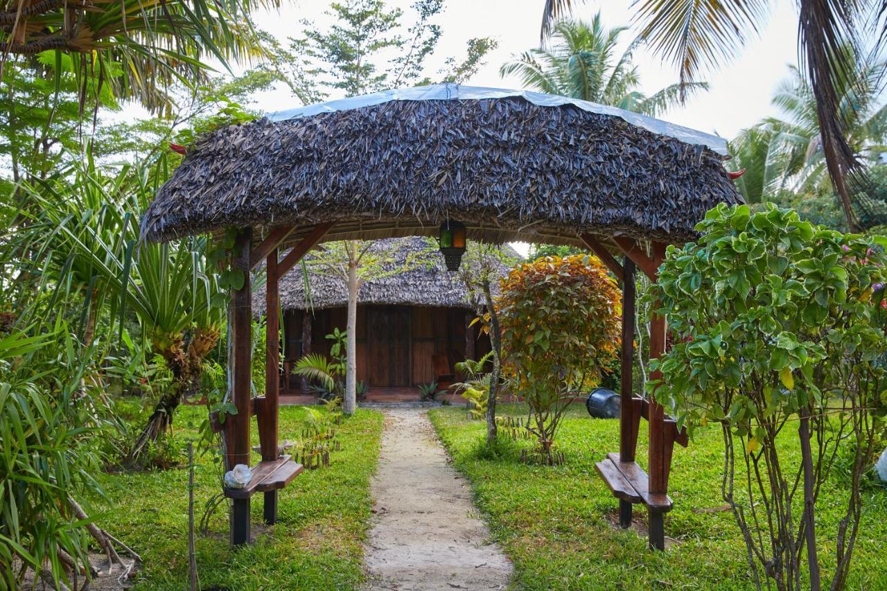 Analatsara Eco Lodge Ile aux Nattes 외부 사진